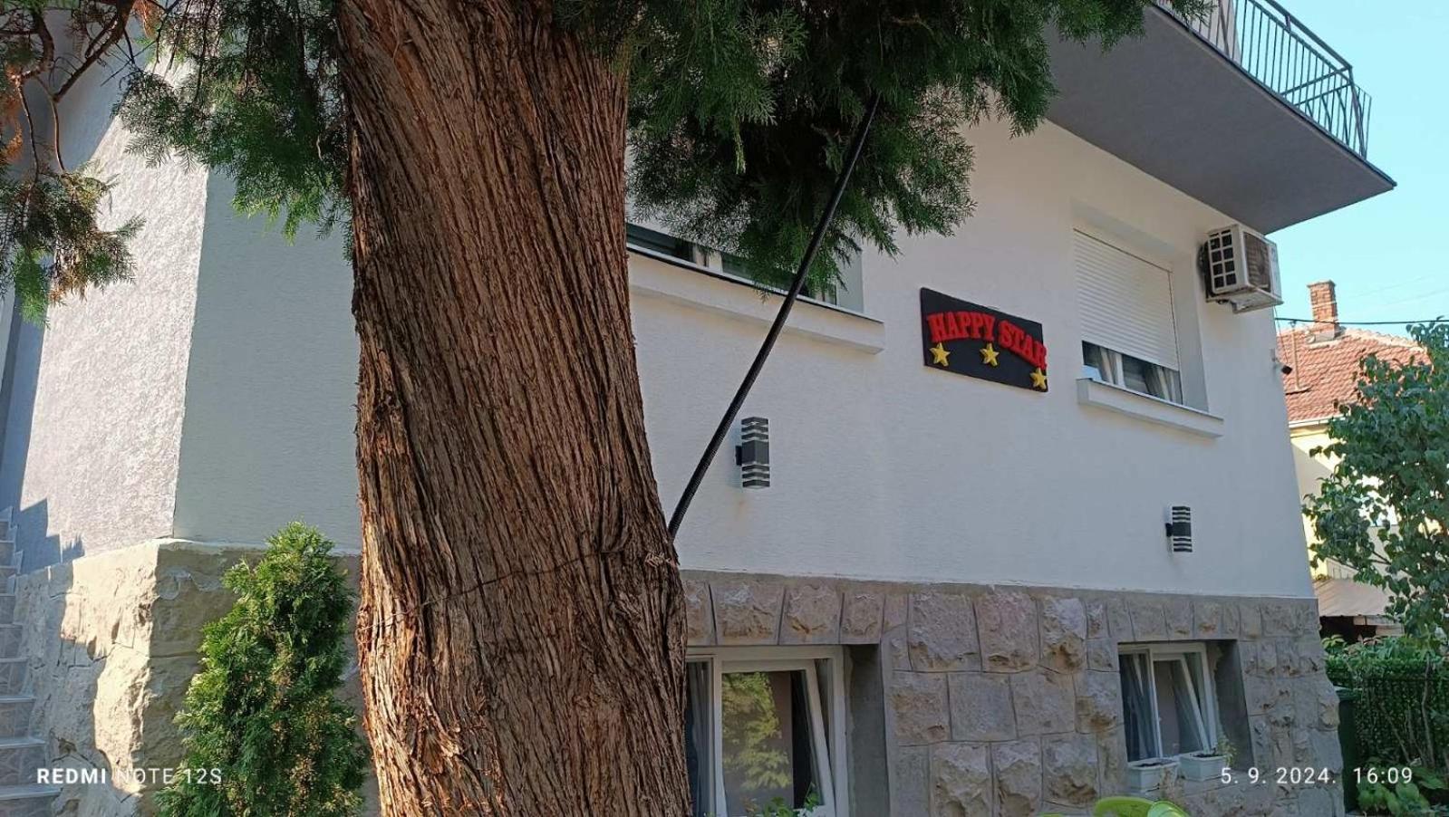 Apartamento Happy Star Ni Exterior foto